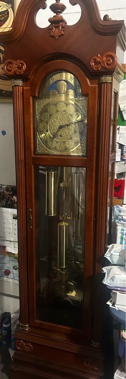 1992 Ridgeway Grandfather Clock