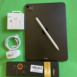 Apple IPad Pro 11” (M5 chip / 2025 Newest ) 256GB with keyboard, pen & Accessories (Warranty + ) 