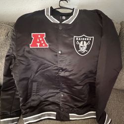 Raiders Satin Jacket New With Tags Size Xl  Brand New Era
