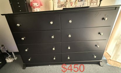 8-Drawer Dresser