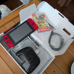 Nintendo Switch/W Pro-controller and Mario Party
