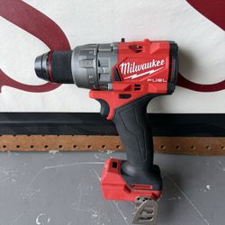 Milwaukee M18 Fuel Hammer Drill