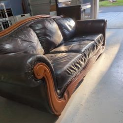 Sofa Free