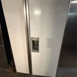 Subzero built in refrigerator 2021 white panel ready