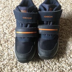 New Geox Winter Shoes Size 3.5 Orthopedic 