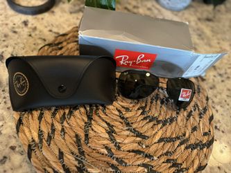 Men Ray-bans