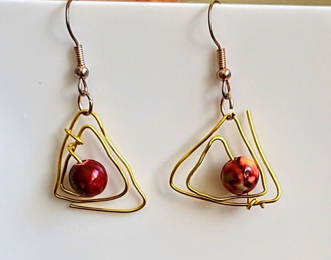 Vertex Pyramid Earings