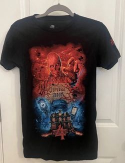 Universal HHN Halloween Horror Nights Stranger Things 4 - Adult T Shirt XS
