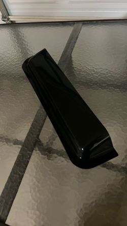 Car roof deflector