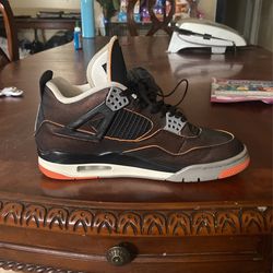 orange and black starfish 4s 