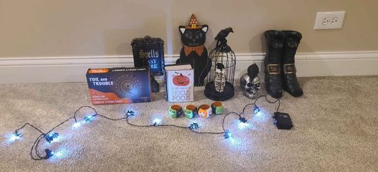 Halloween Indoor Decor