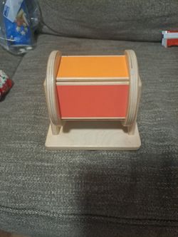 Lovevery Spinner Toy