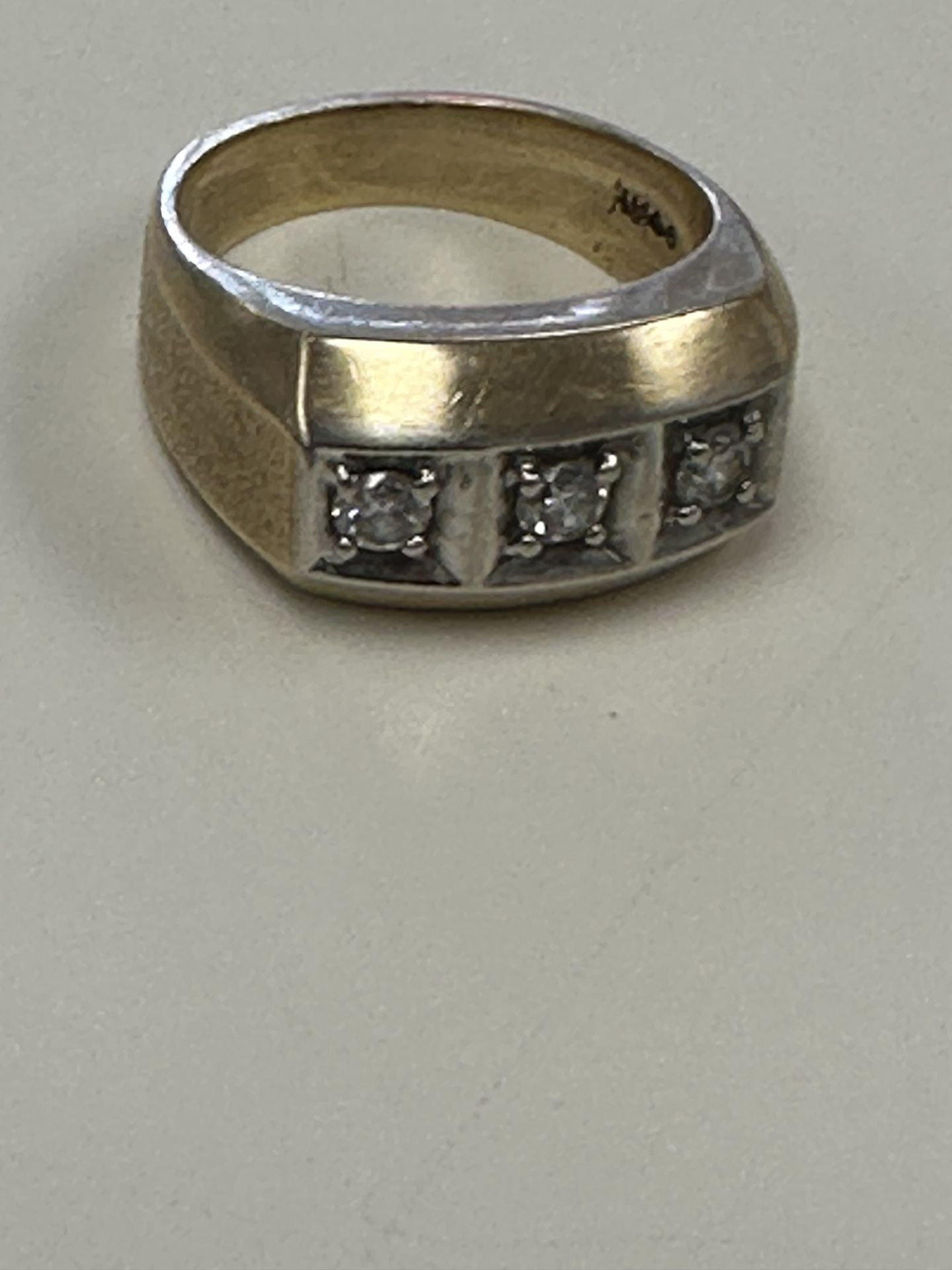 14k Man’s Ring With 3 Diamonds Size 9