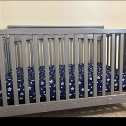 Crib With Mattress (Like NEW)
