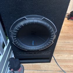 Kicker Subwoofer Nd Amp