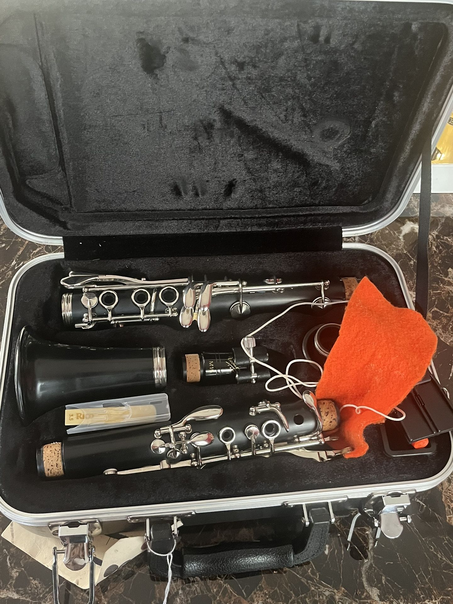 Clarinet $600/ Bo