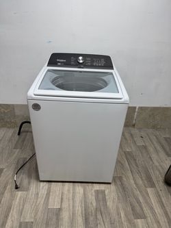 Whirlpool washer laundry