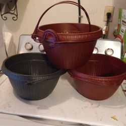 vase de  coladera nuevas a $4 cada una