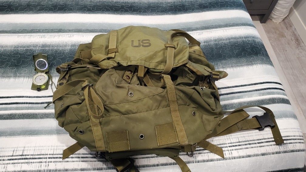 Vintage US Army LC1  ALICE Fieldpack W/ Frame &
