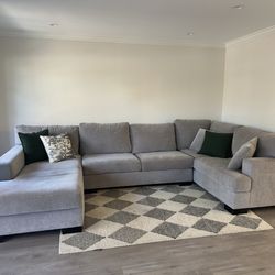 Chaise Sectional 3-Piece Couch