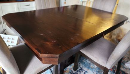 Dinning table