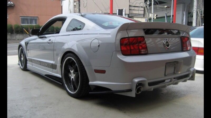 Mustang veilside bodykit