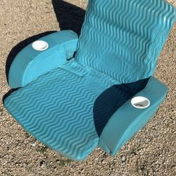 Frontgate Turquiose Floating Pool Chair with Cup Holders