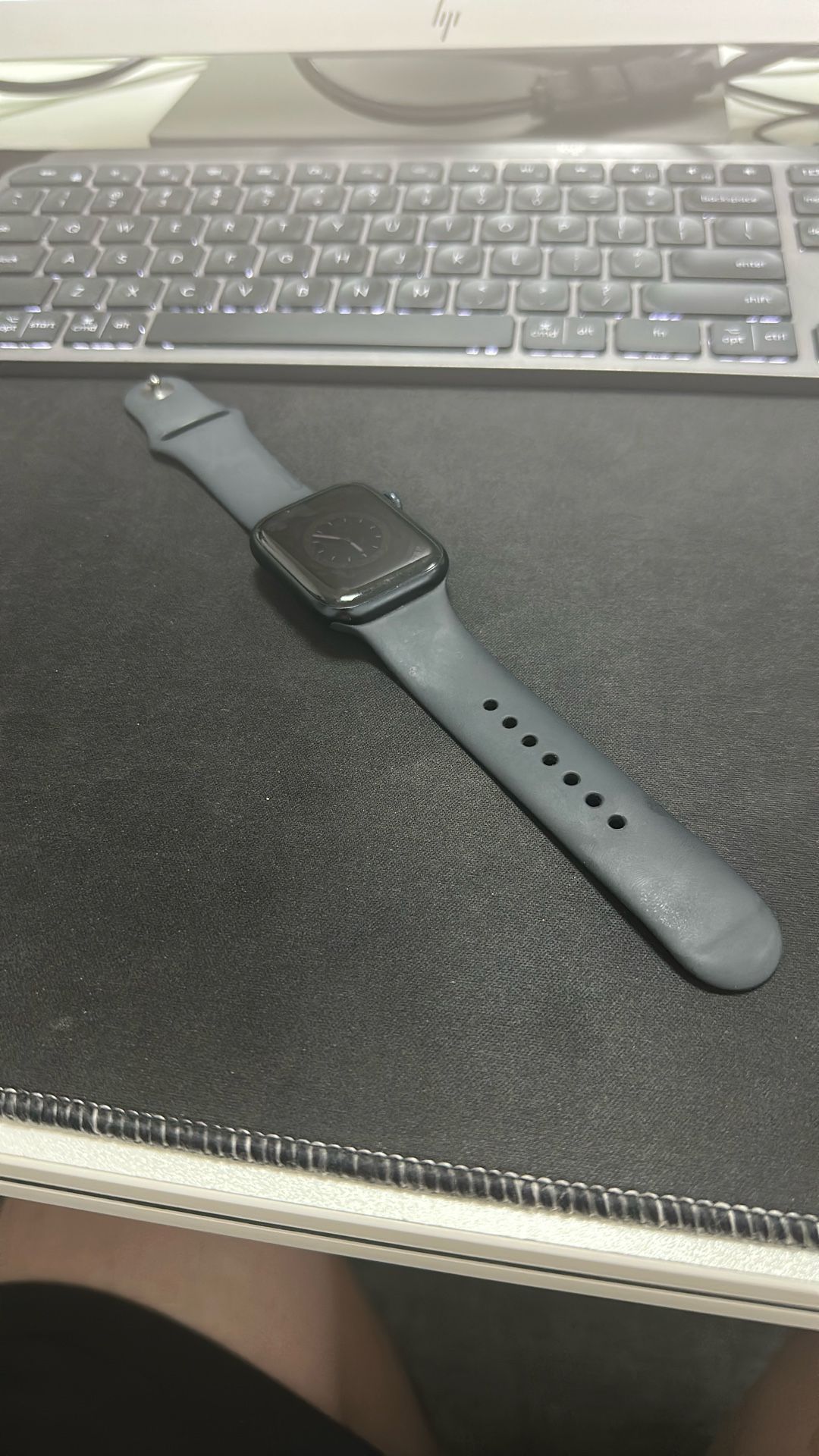 Apple 3rd generation watch, particularly new condition, official genuine product