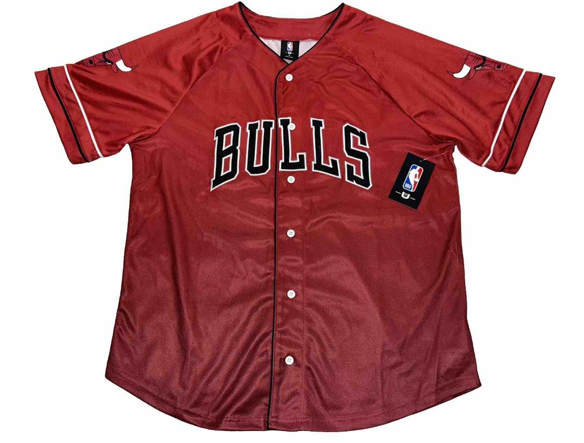 Chicago Bulls Red Button Up Baseball Jersey Men’s Medium & Large New