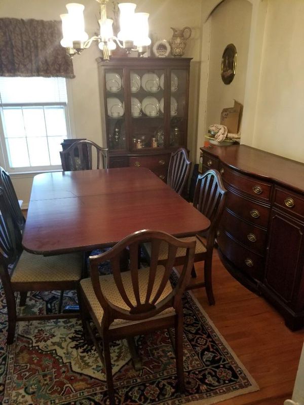 Reduced Beautiful Vintage 9 Piece Sheild Back Chairs Dining Set Beautiful Vintage 9 Piece Sheild Back Chairs Dining Set For In Atlanta Ga Offerup