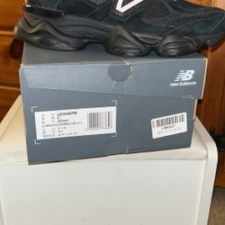 New Balance 9060 Size 8 Men’s