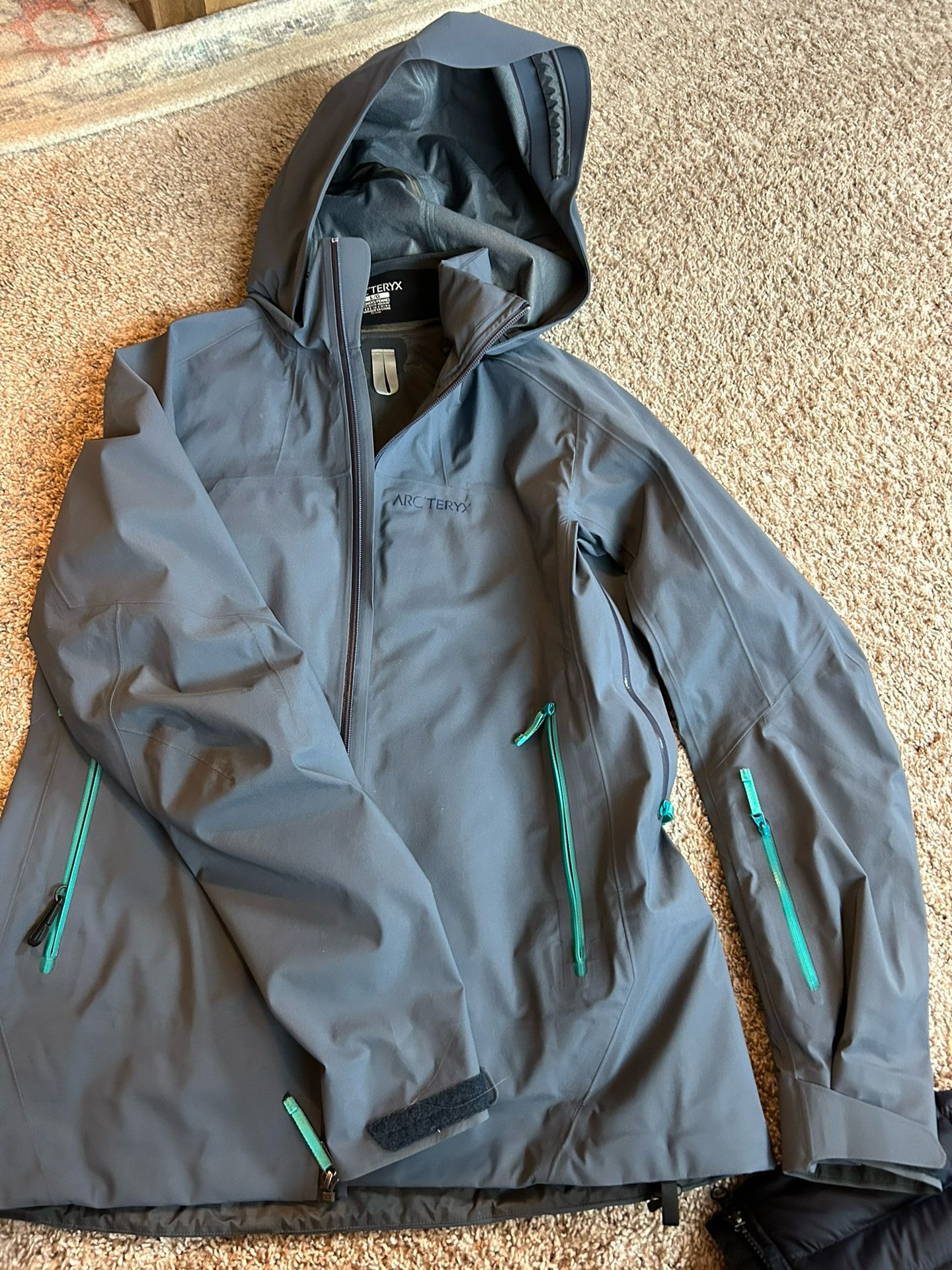 Women's Arc'teryx Ski Jacket Sz L