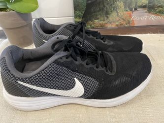 Nike - Men Size 10