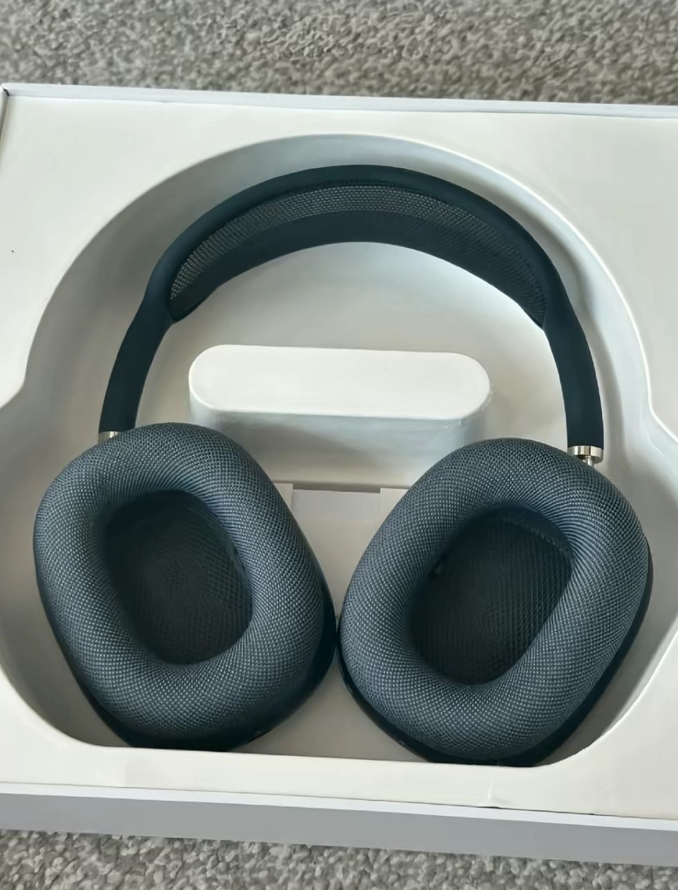 AirPod max