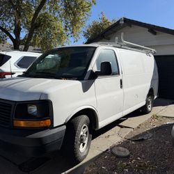 2008 GMC Savana