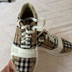 burberry shoes 