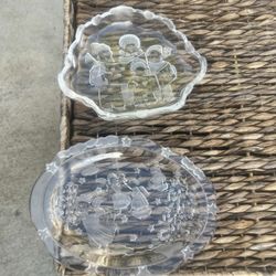 Christmas Glass Plates Set 4 Dlrs