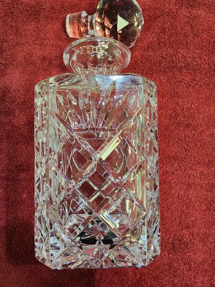 Brilliant Cut Crystal Decanter with Faceted Stopper