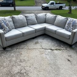 Grey Sectional With Free Delivery 🚛