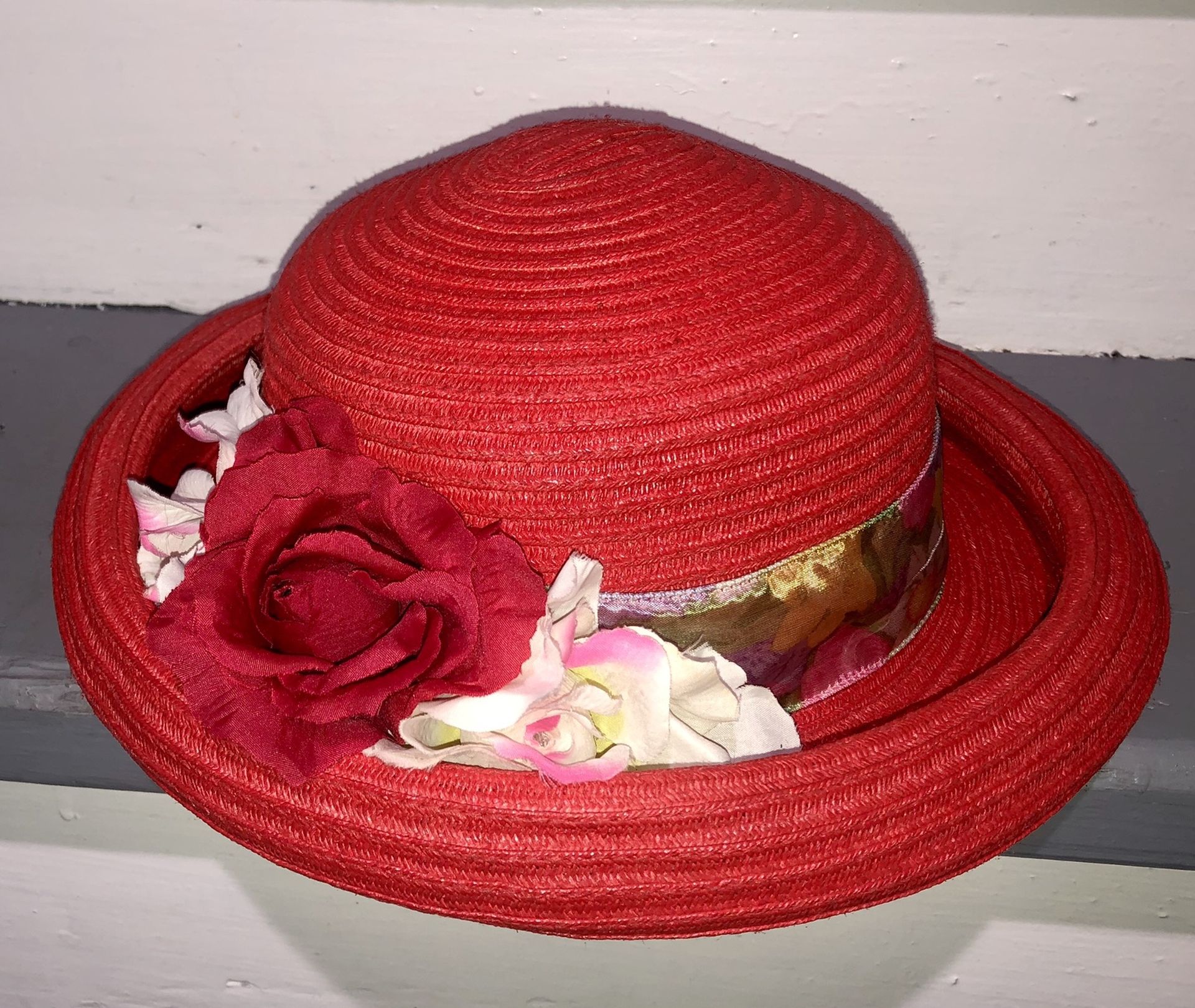 Women’s Red Hat With Flowers