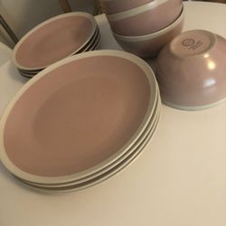 Dinnerware Pink And Cream Stoneware 