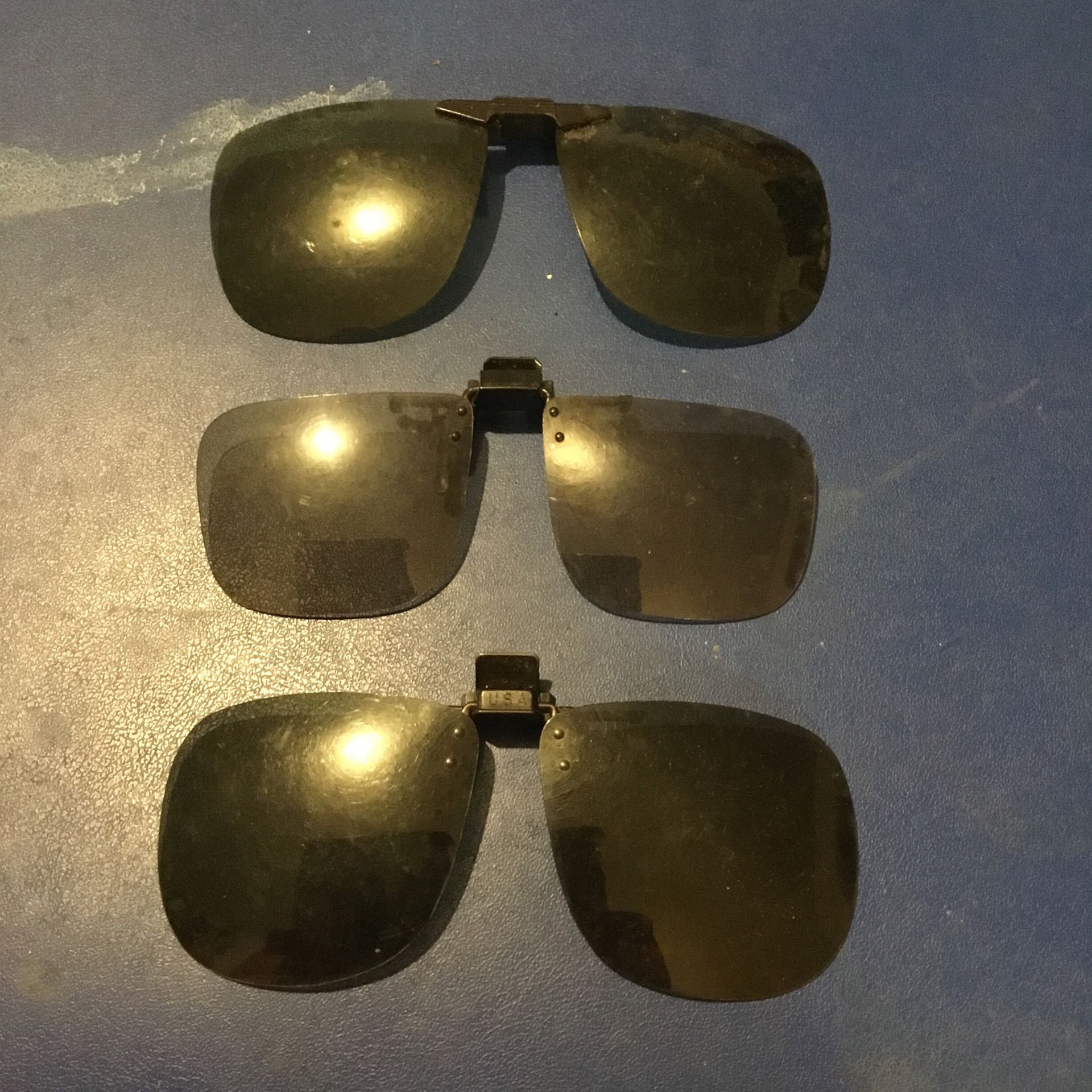 3 Pair Clip On Sunglasses