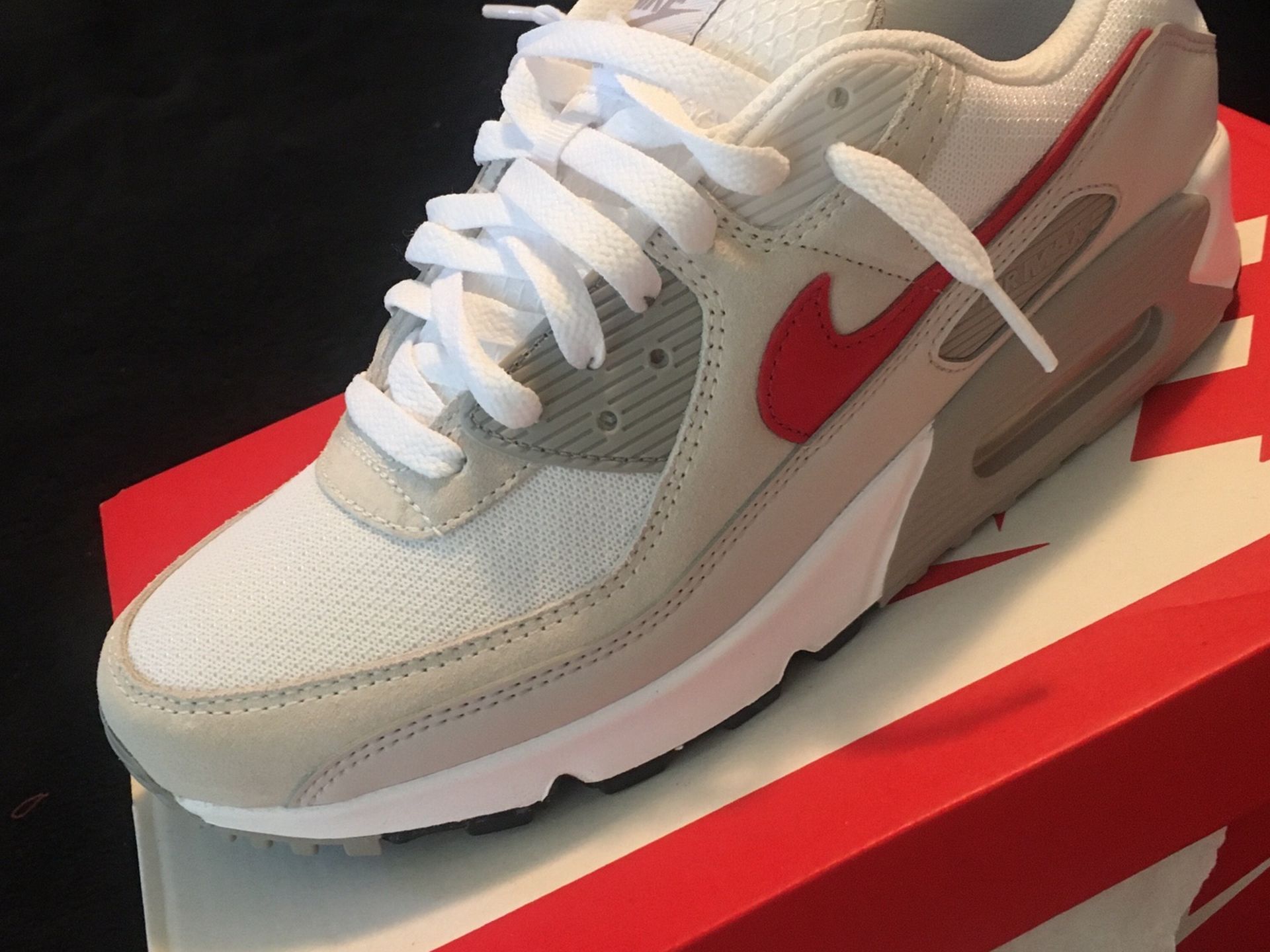 Size 9 Men’s New With Box