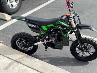 Moto Tec Thunder 50 cc.  Like new