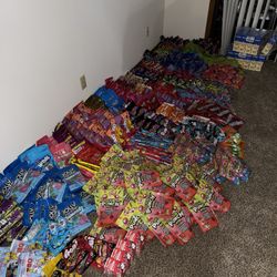 Entire Lot 850items 
