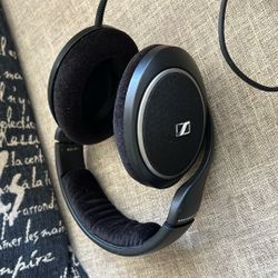 SENNHEISER : Stereo Headphones 