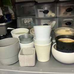 PLANT POTS
