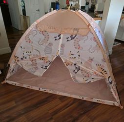 Kids tent