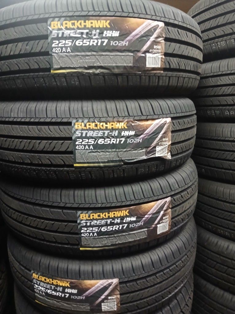 225/65/R17 BLACKHAWK NUEVAS