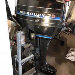 12ft John Boat With 7.5 Motor